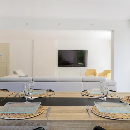 Spacieuse Maison De Ferienhaus *