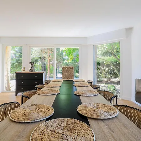 Spacieuse Maison De Tatil Evi